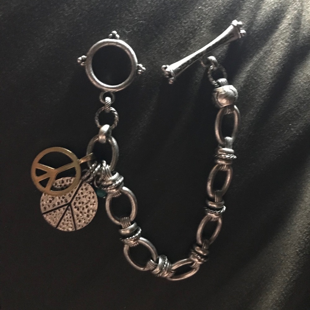 Lucky Brand Charm Bracelet Peace Sign & Toggle - Picture 1 of 5